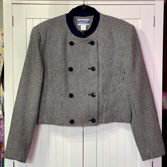 Pendleton Jackets & Blazers - Pendleton Collection VTG Black & White Houndstooth Virgin Wool Cropped Blazer